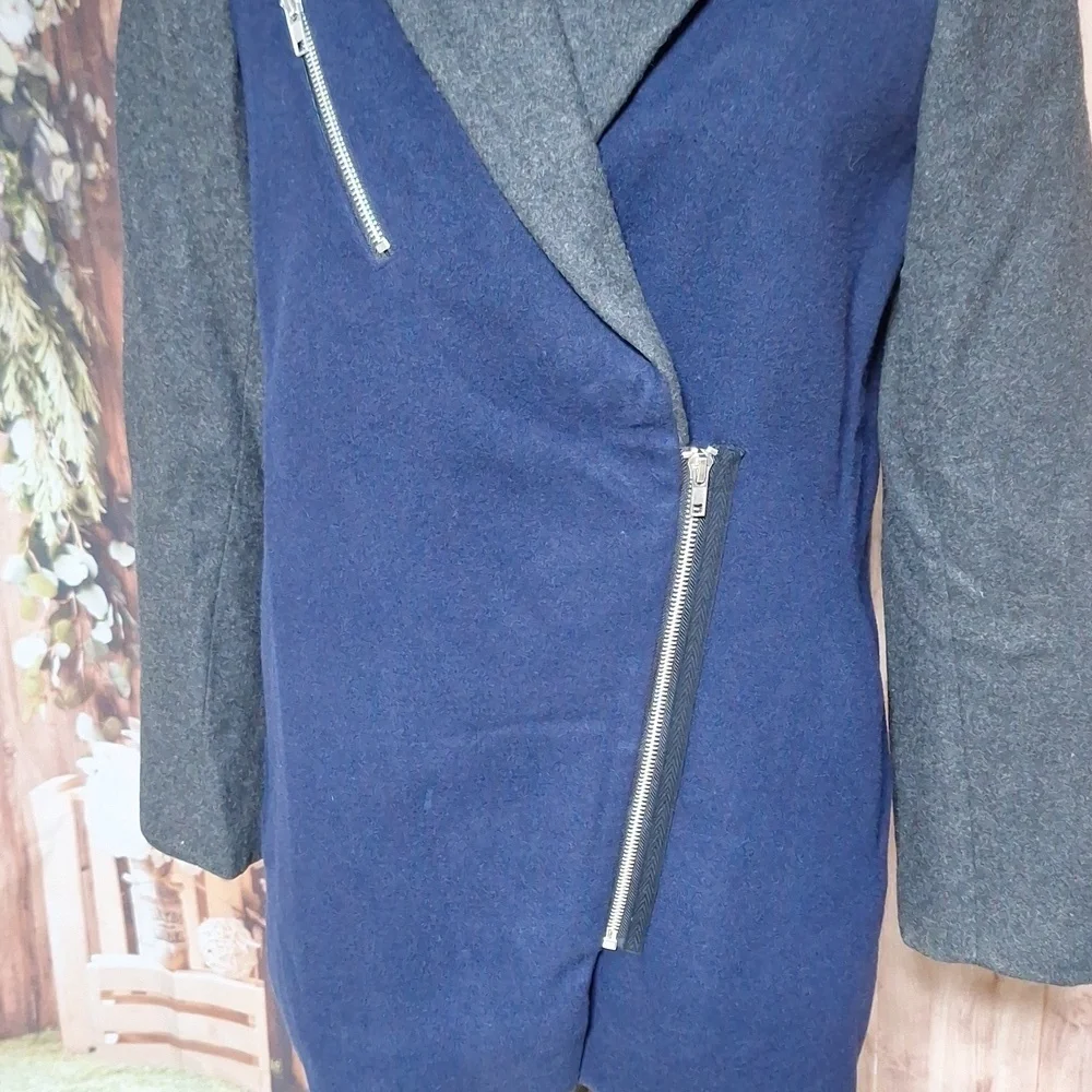 Forever 21 Med blue/ Grey coat with 2 front pockets